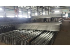 阿拉善盟波形护栏板生产厂家图1